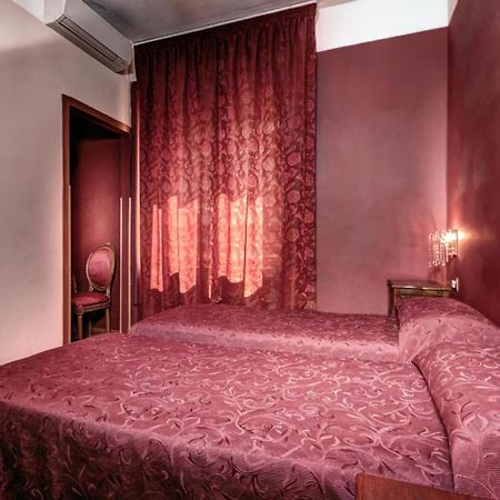 Imperial Guesthouse Rome Exterior photo