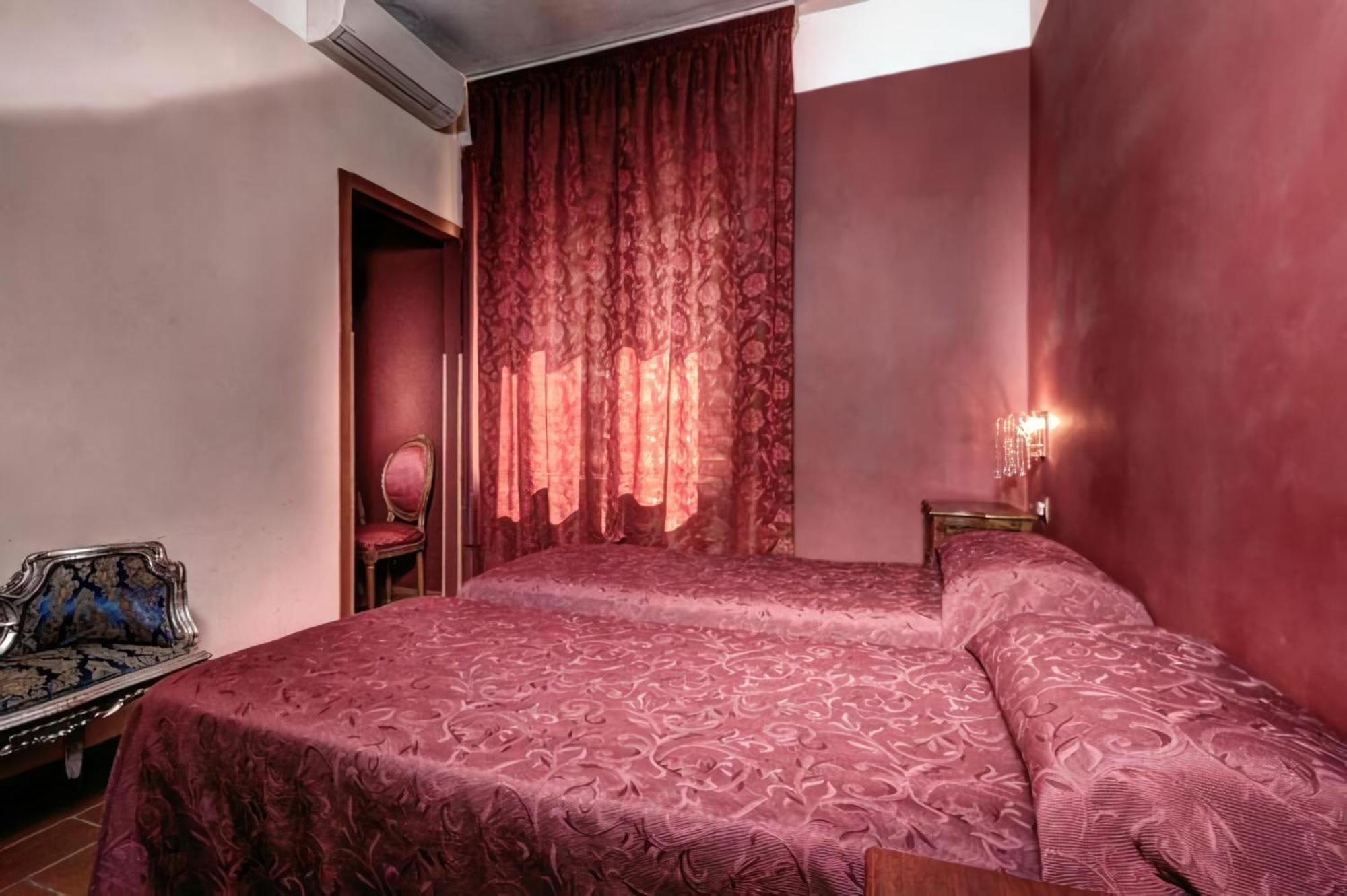 Imperial Guesthouse Rome Exterior photo